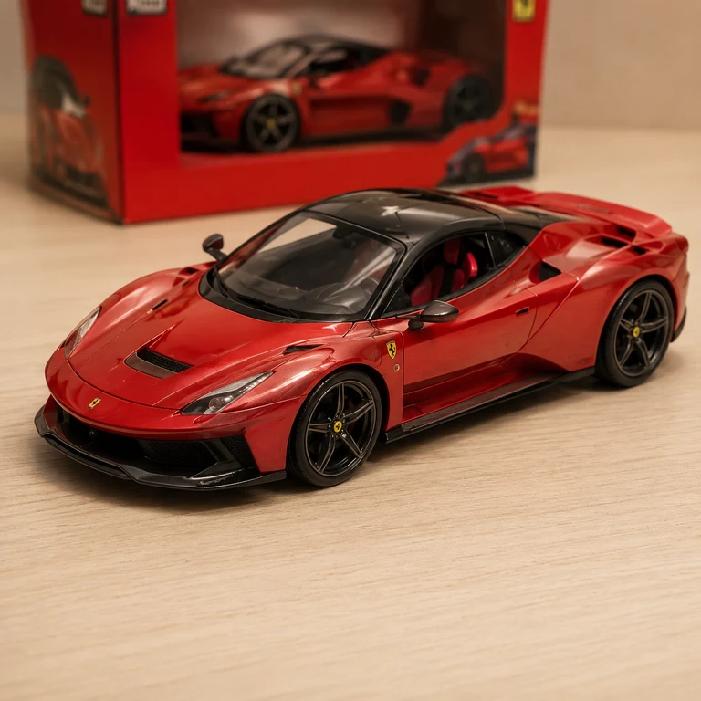 Miniatura Ferrari vermelha sobre uma mesa de madeira, com a embalagem ao fundo.